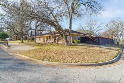 1511 Oak Forest Drive, Graham, TX 76450 - Photo 3