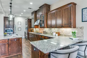 8025 Strathmill Dr, The Colony, TX 75056 - Photo 17