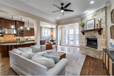 8025 Strathmill Drive, The Colony, TX 75056 - Photo 13