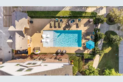 1053 Manacor Lane, Dallas, TX 75212 - Photo 15