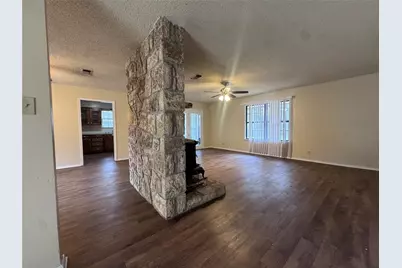 1107 Sierra Vista Drive, Granbury, TX 76048 - Photo 3