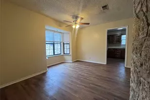 1107 Sierra Vista Dr, Granbury, TX 76048 - Photo 5