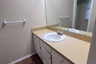 1107 Sierra Vista Dr, Granbury, TX 76048 - Photo 11