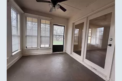 1107 Sierra Vista Drive, Granbury, TX 76048 - Photo 7