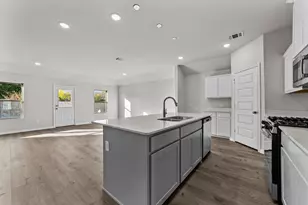 555 Forest Haven Dr, Van Alstyne, TX 75495 - Photo 9