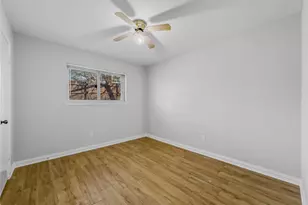 1209 S College St, McKinney, TX 75069 - Photo 11