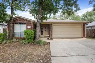 1113 Glen Creek Dr, Mansfield, TX 76063 - Photo 1