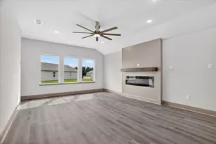 468 Peace Lily Wy, Tolar, TX 76476 - Photo 3
