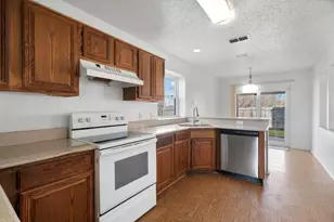 3416 Plantation Ln, Fort Worth, TX 76123 - Photo 9