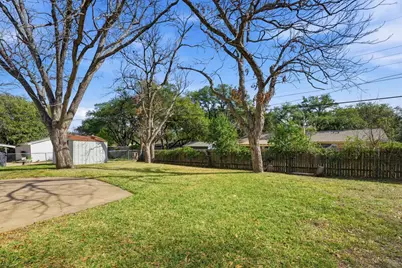 5612 Roberts Drive, Waco, TX 76710 - Photo 13