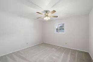 5612 Roberts Dr, Waco, TX 76710 - Photo 7