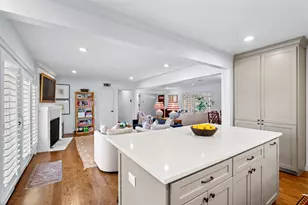 5322 Ridgelawn Dr, Dallas, TX 75214 - Photo 13