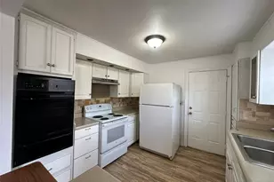 5808 Ellison Ave, Haltom City, TX 76117 - Photo 11