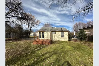 5808 Ellison Avenue, Haltom City, TX 76117 - Photo 15