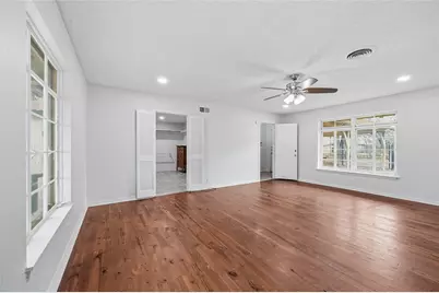 1901 Bluebird Avenue, Fort Worth, TX 76111 - Photo 15