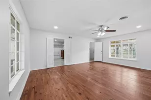 1901 Bluebird Ave, Fort Worth, TX 76111 - Photo 15