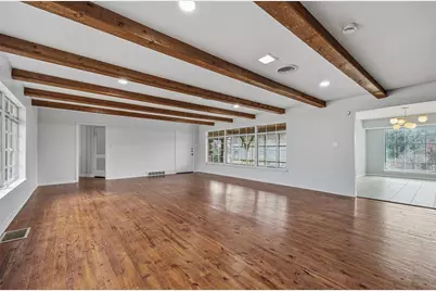 1901 Bluebird Avenue, Fort Worth, TX 76111 - Photo 5