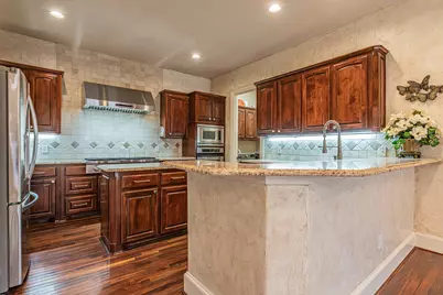 1018 Pedernales Trail, Irving, TX 75063 - Photo 9