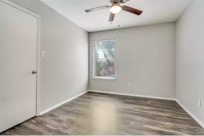 800 Ponselle Drive, Arlington, TX 76001 - Photo 21