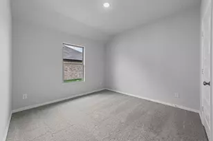 602 Stone Hollow Dr, Van Alstyne, TX 75495 - Photo 9