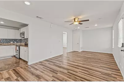 943 Gibbard Avenue, Wills Point, TX 75169 - Photo 5