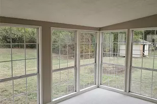 510 E Ovilla, Waxahachie, TX 75167 - Photo 11