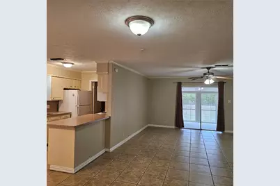 510 E Ovilla, Waxahachie, TX 75167 - Photo 5