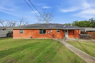704 N Harrison St, West, TX 76691 - Photo 19