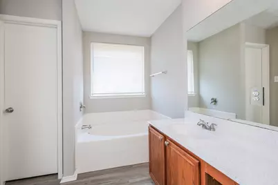 2100 Hayes Street, McKinney, TX 75071 - Photo 9