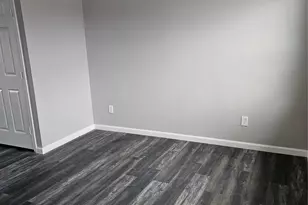 305 Deepwood St, Dallas, TX 75217 - Photo 9