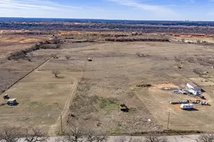 41106 Mitchell Bend Ct, Granbury, TX 76048 - Photo 1