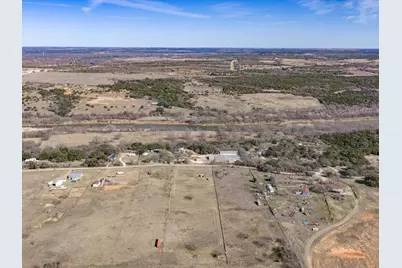 41106 Mitchell Bend Court, Granbury, TX 76048 - Photo 11