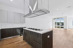 3048 Chimes St, Dallas, TX 75219 - Photo 11