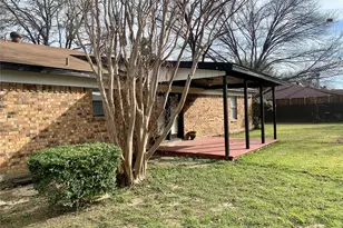 2209 Hardy Rd, Grand Prairie, TX 75051 - Photo 31