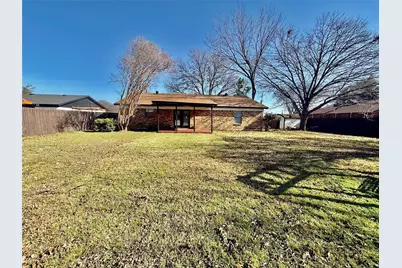 2209 Hardy Road, Grand Prairie, TX 75051 - Photo 25