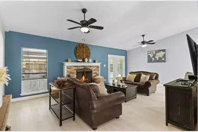 2113 Victoria Road, Carrollton, TX 75007 - Photo 5