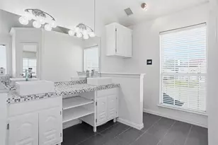 2244 Tiffany Glenn Ct, Bedford, TX 76021 - Photo 11