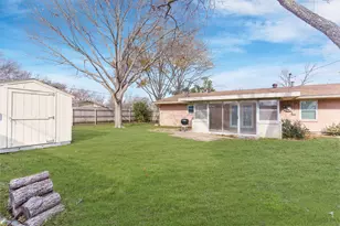 831 Warren Way, Richardson, TX 75080 - Photo 17