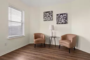 10210 Bent Tree Dr, Rowlett, TX 75089 - Photo 11