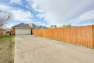 10210 Bent Tree Dr, Rowlett, TX 75089 - Photo 23