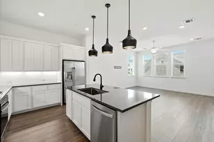 4352 Henderson Ave, North Richland Hills, TX 76180 - Photo 9