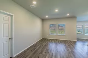 7029 Llano Dr, Waco, TX 76633 - Photo 3