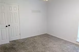 1122 W 6th St, McGregor, TX 76657 - Photo 23