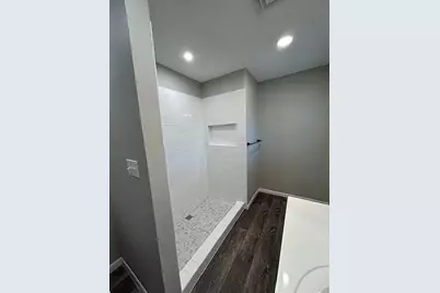 1122 W 6th Street, McGregor, TX 76657 - Photo 15