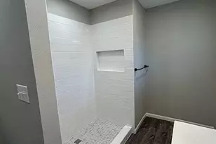 1122 W 6th St, McGregor, TX 76657 - Photo 15