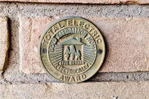 1122 W 6th St, McGregor, TX 76657 - Photo 3