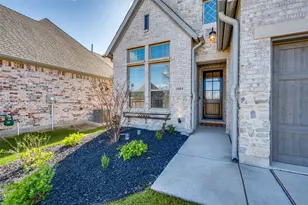 2604 Southfield, The Colony, TX 75056 - Photo 3