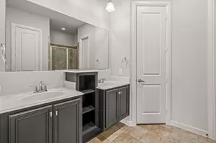 8604 Calvin Rd, Irving, TX 75063 - Photo 19