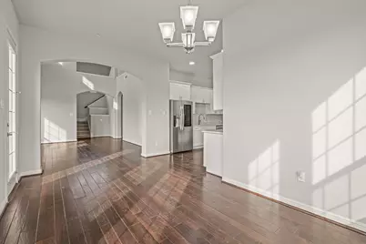 8604 Calvin Road, Irving, TX 75063 - Photo 11