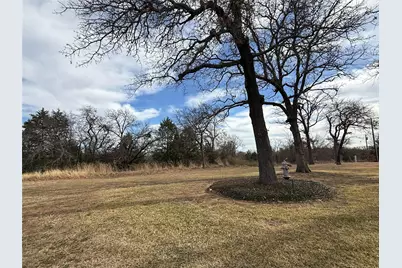 2 Summit Oaks Circle, Denison, TX 75020 - Photo 5